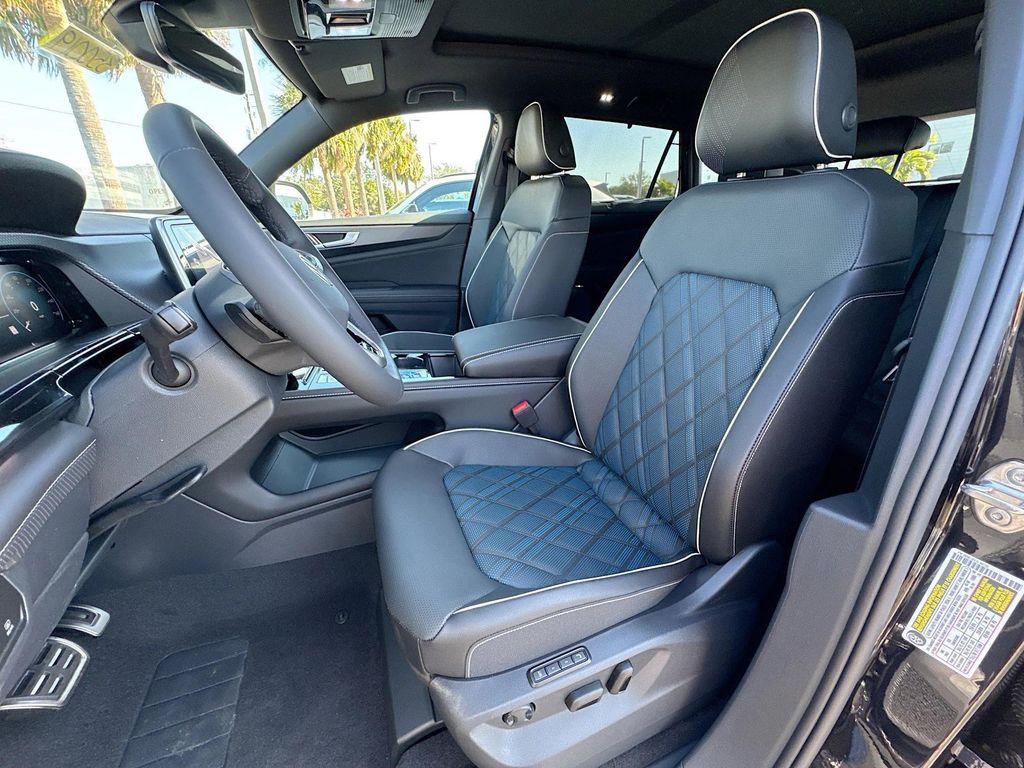 new 2025 Volkswagen Atlas Cross Sport car, priced at $49,369