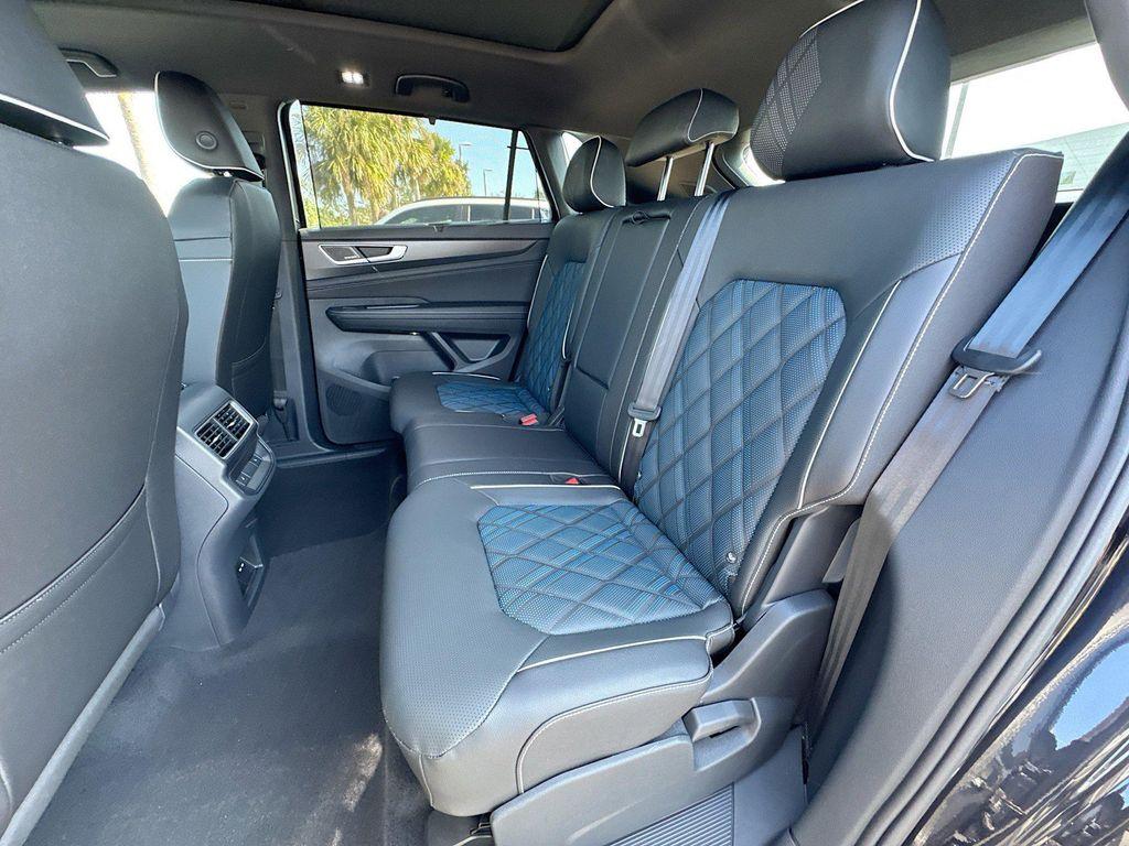 new 2025 Volkswagen Atlas Cross Sport car, priced at $49,369