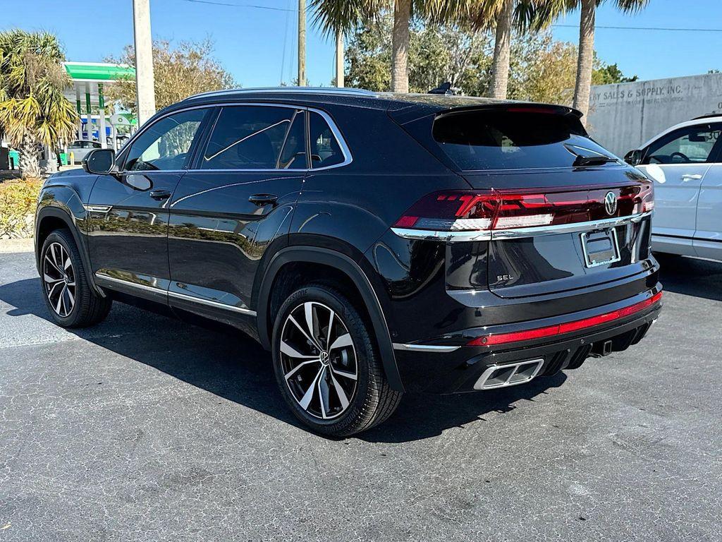 new 2025 Volkswagen Atlas Cross Sport car, priced at $49,369