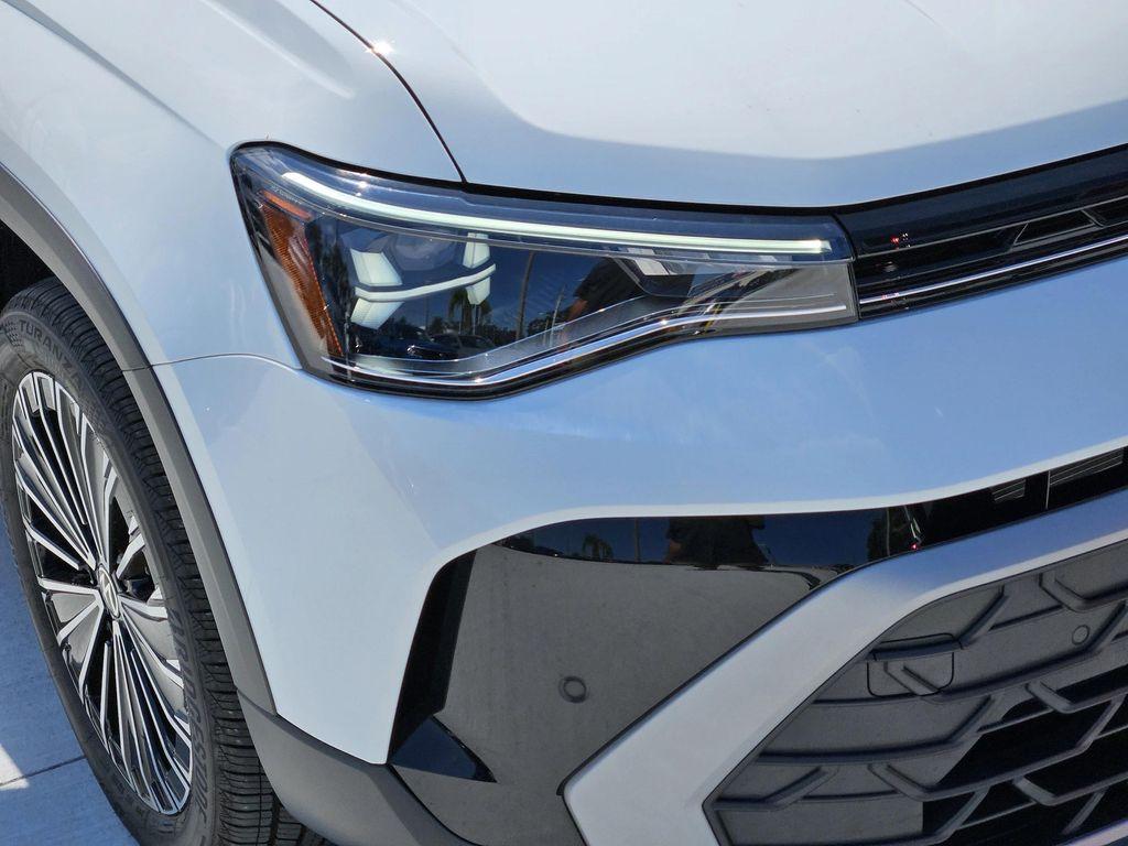 new 2025 Volkswagen Taos car, priced at $26,996