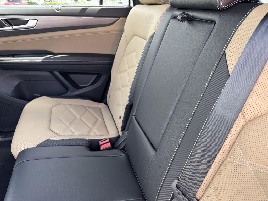 new 2026 Volkswagen Atlas Cross Sport car, priced at $43,170