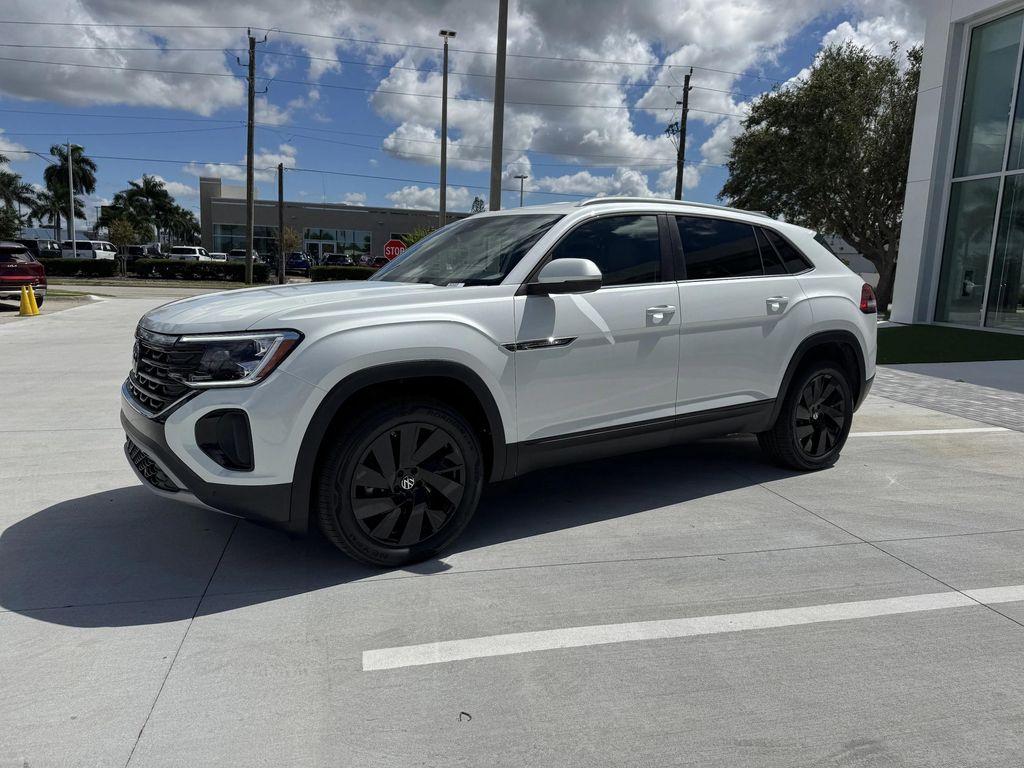 new 2026 Volkswagen Atlas Cross Sport car, priced at $43,170