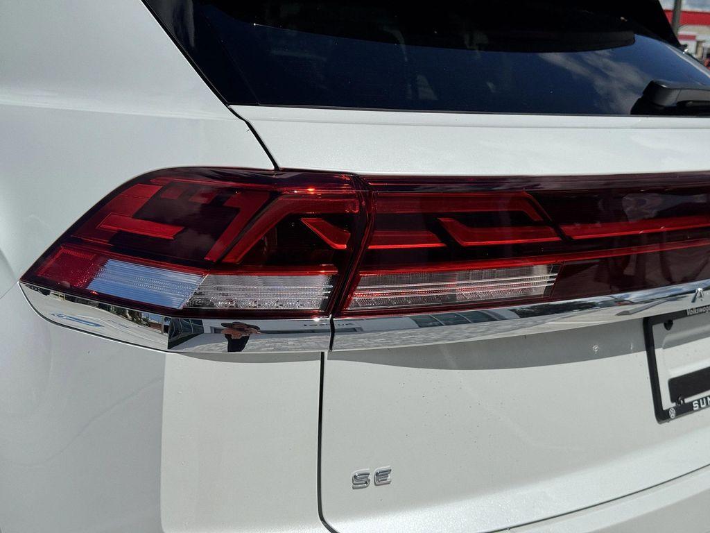 new 2026 Volkswagen Atlas Cross Sport car, priced at $43,170