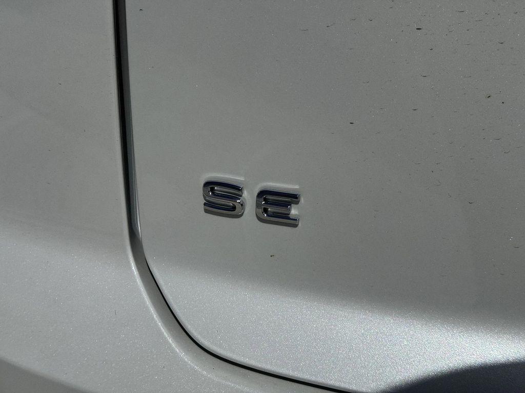 new 2026 Volkswagen Atlas Cross Sport car, priced at $43,170