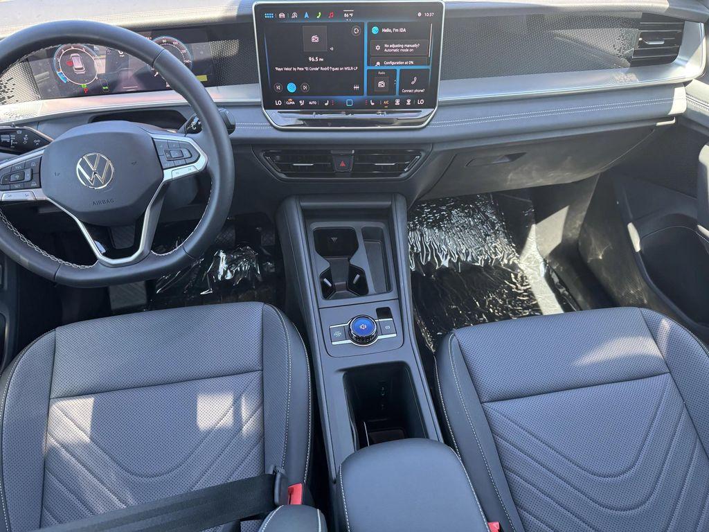 new 2025 Volkswagen Tiguan car, priced at $31,234