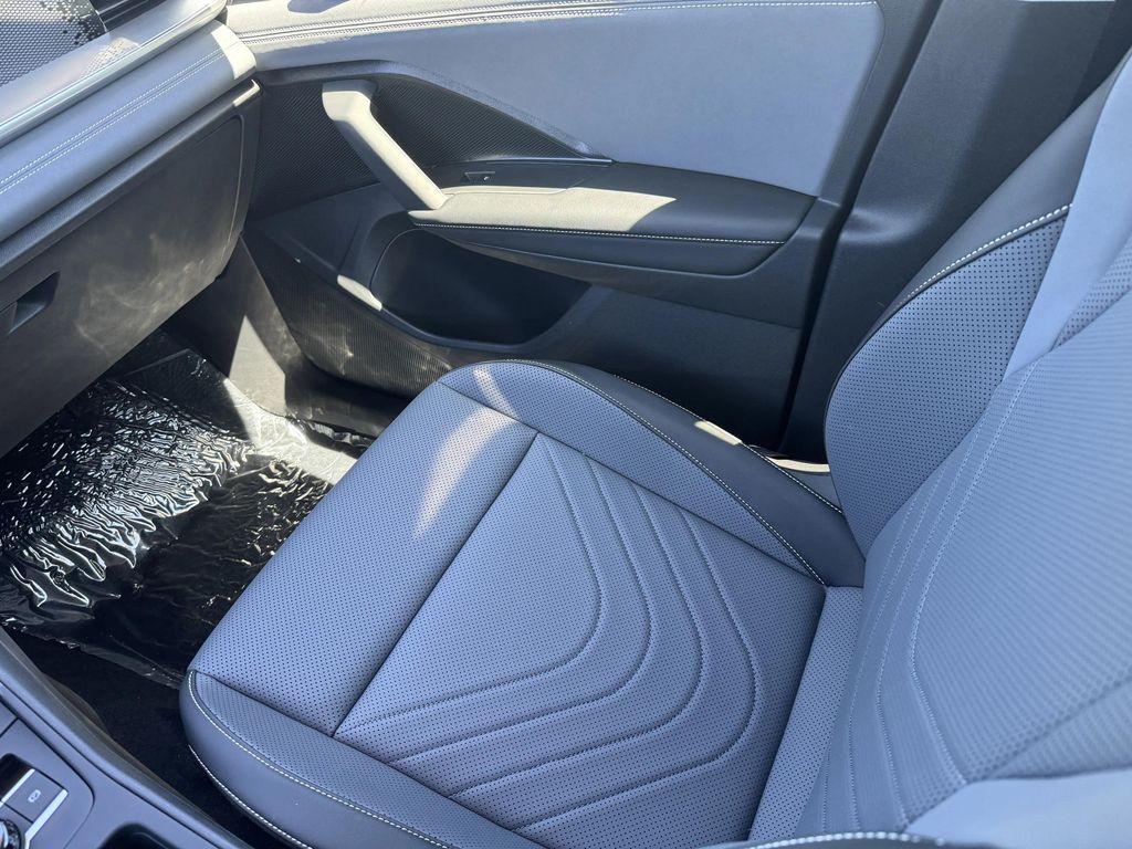 new 2025 Volkswagen Tiguan car, priced at $31,234