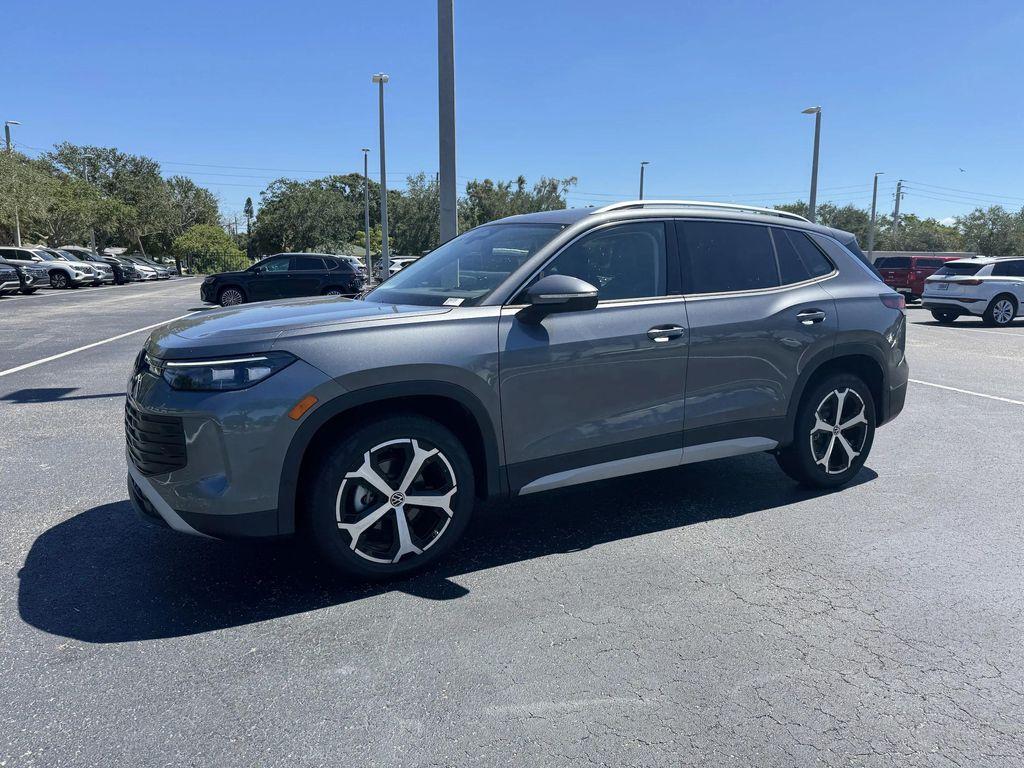 new 2025 Volkswagen Tiguan car, priced at $31,234