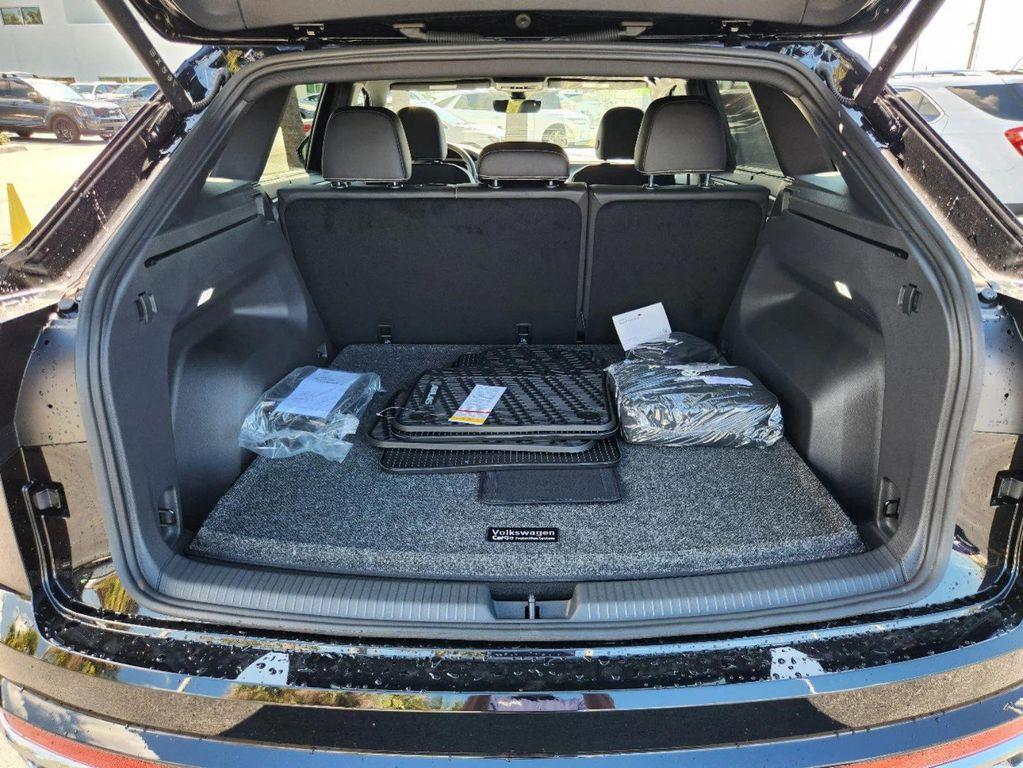 new 2025 Volkswagen Atlas Cross Sport car, priced at $44,385