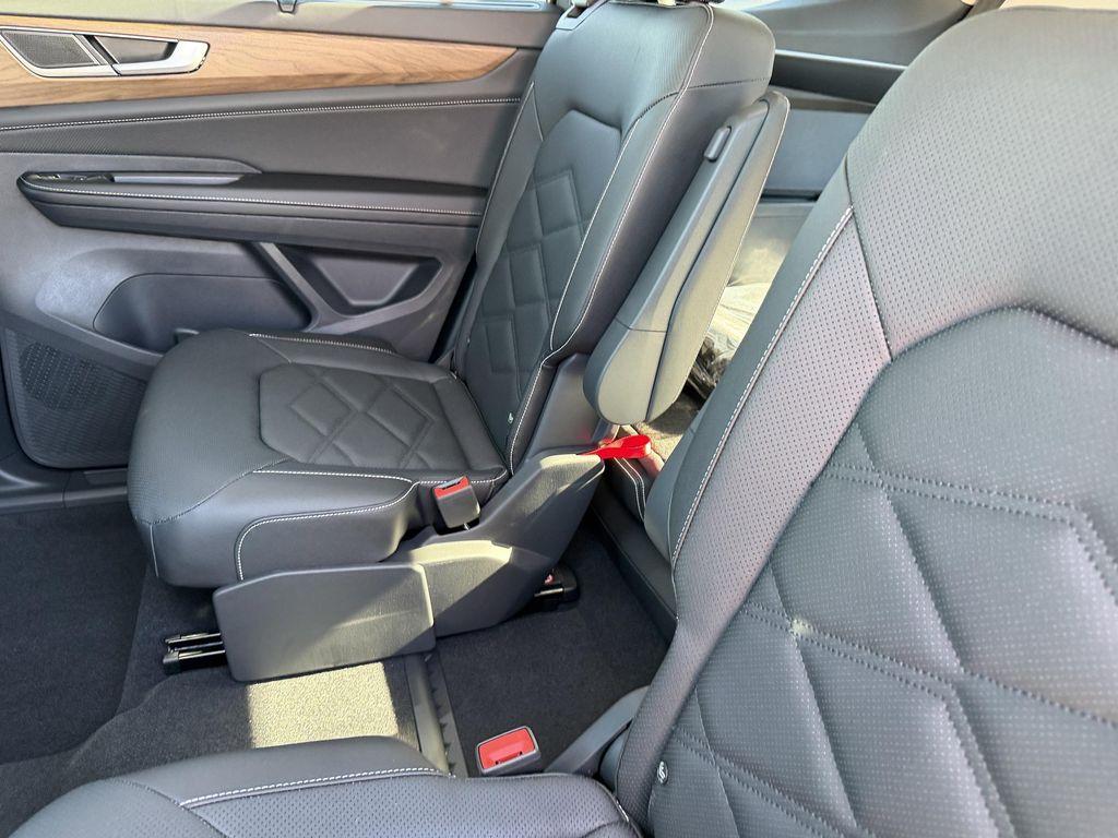 new 2026 Volkswagen Atlas car, priced at $44,832