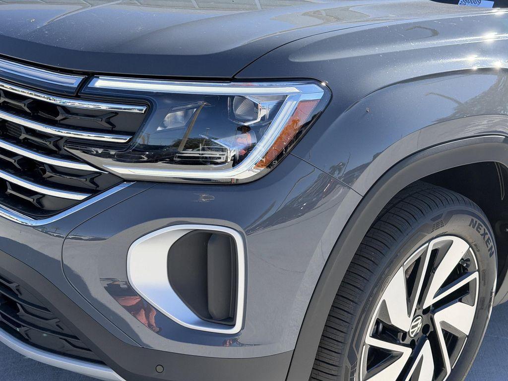 new 2026 Volkswagen Atlas car, priced at $44,832