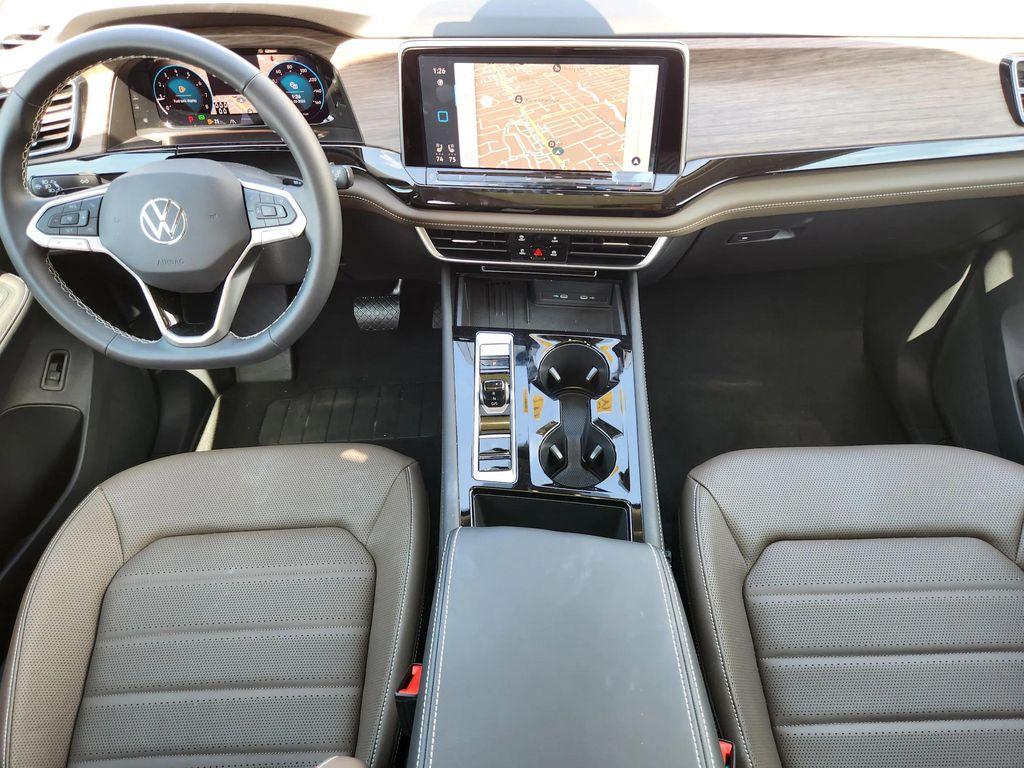 new 2025 Volkswagen Atlas car, priced at $44,506