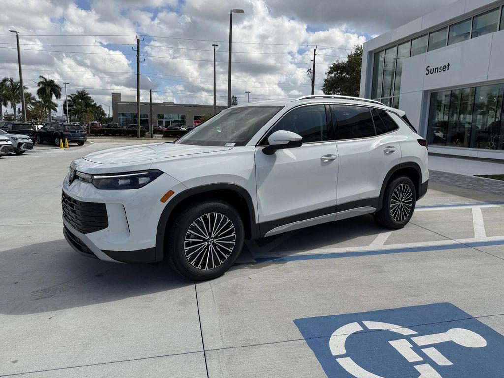 new 2025 Volkswagen Tiguan car, priced at $29,204