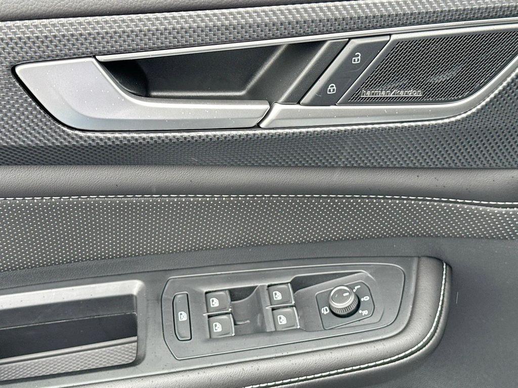 new 2025 Volkswagen Atlas Cross Sport car, priced at $49,224