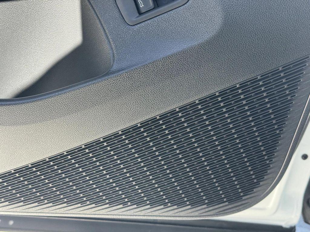 new 2026 Volkswagen Atlas car, priced at $44,234