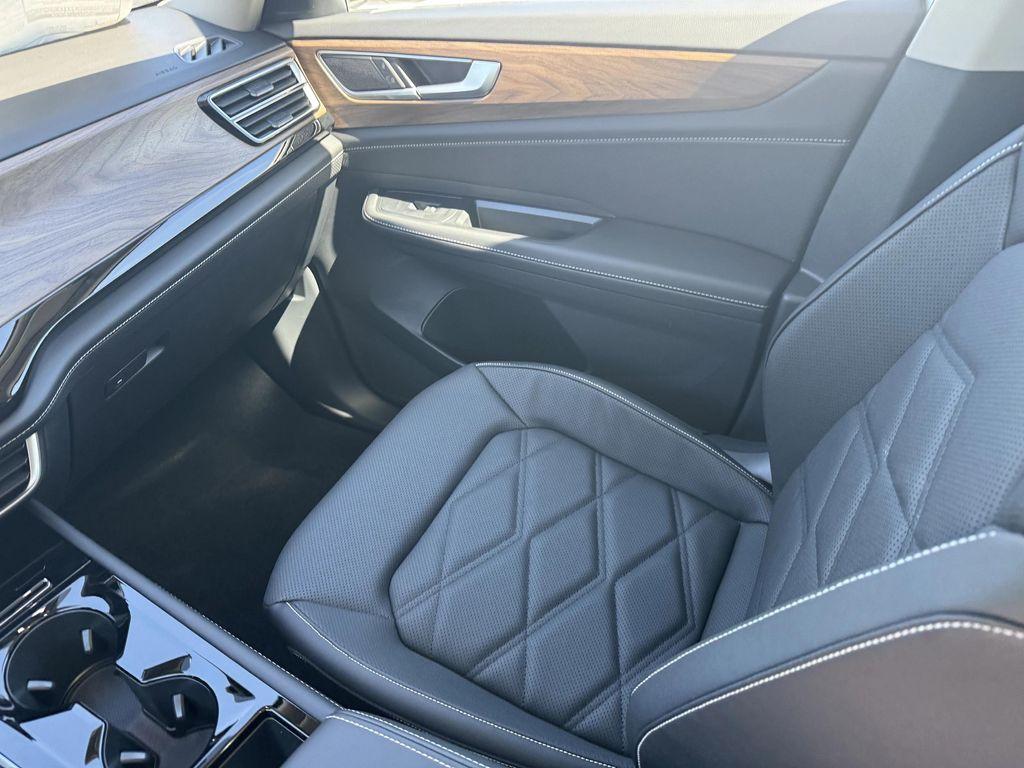 new 2026 Volkswagen Atlas car, priced at $44,234