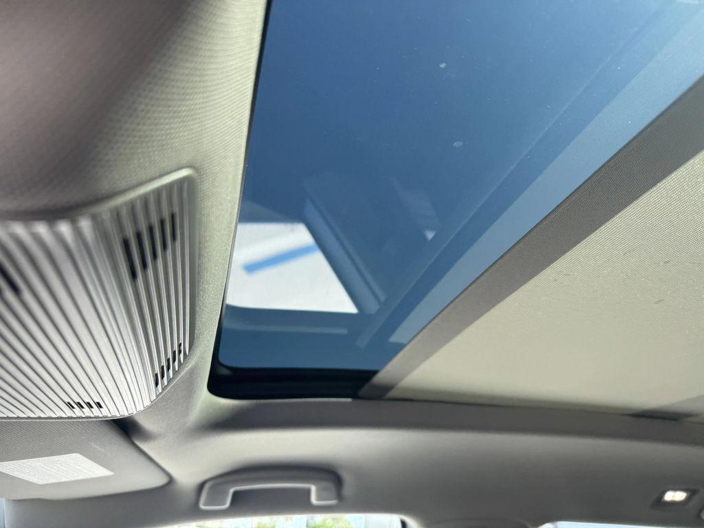 new 2026 Volkswagen Atlas car, priced at $44,234