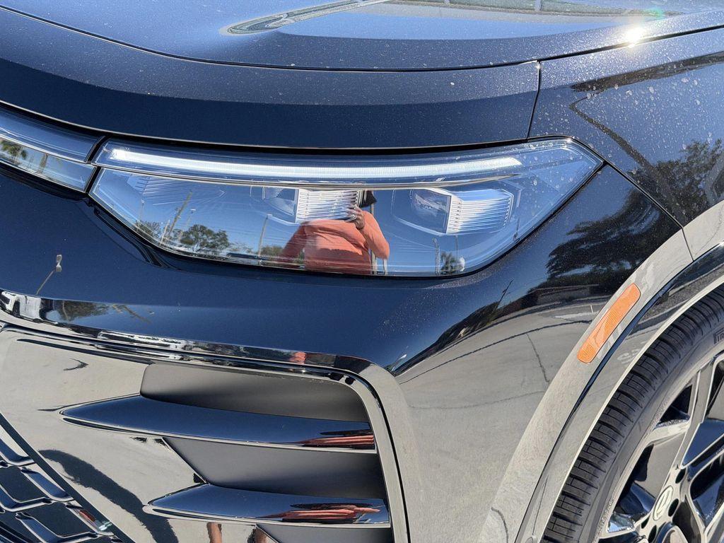 new 2026 Volkswagen Tiguan car, priced at $37,683