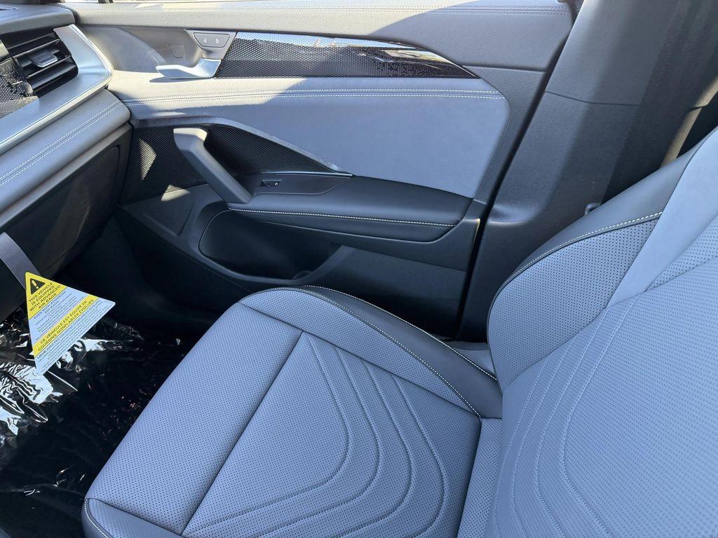 new 2026 Volkswagen Tiguan car, priced at $37,683