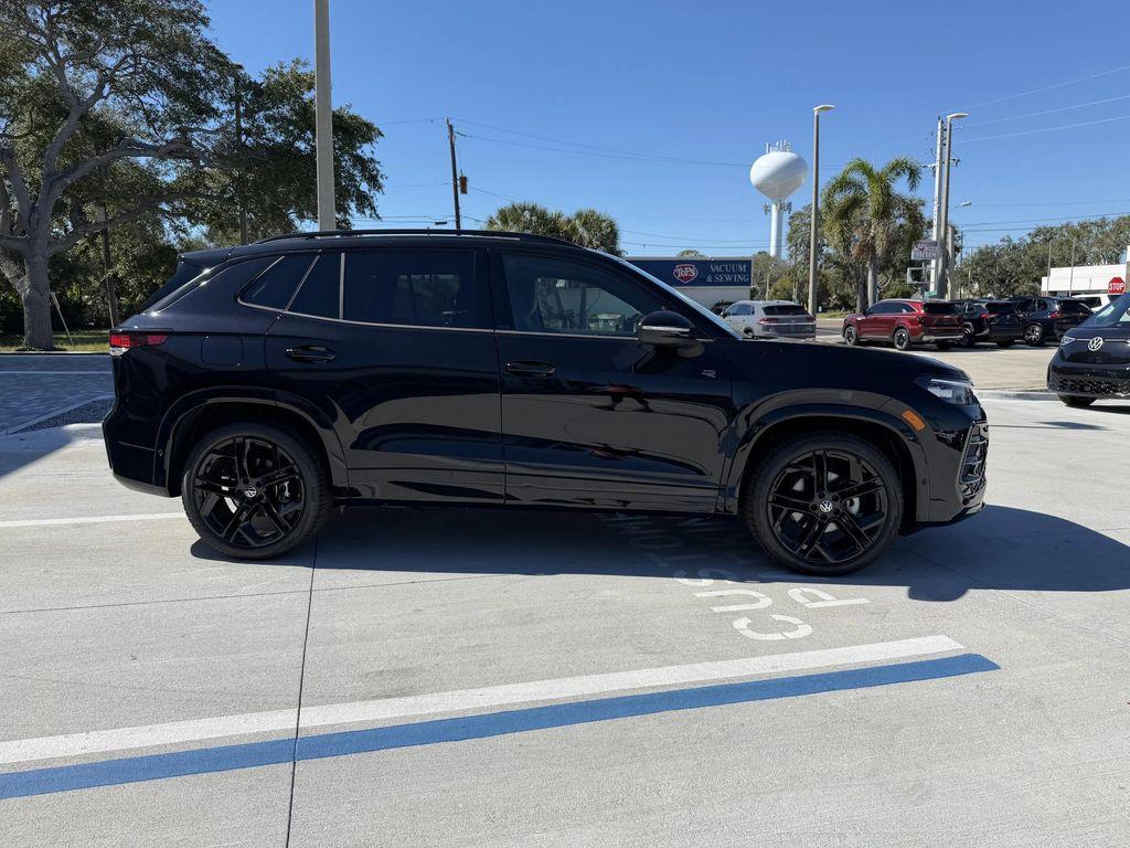 new 2026 Volkswagen Tiguan car, priced at $37,683