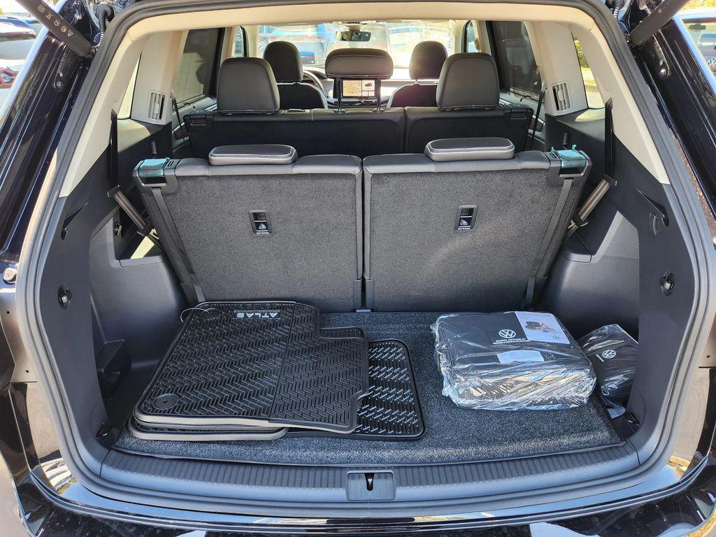 new 2025 Volkswagen Atlas car, priced at $44,506