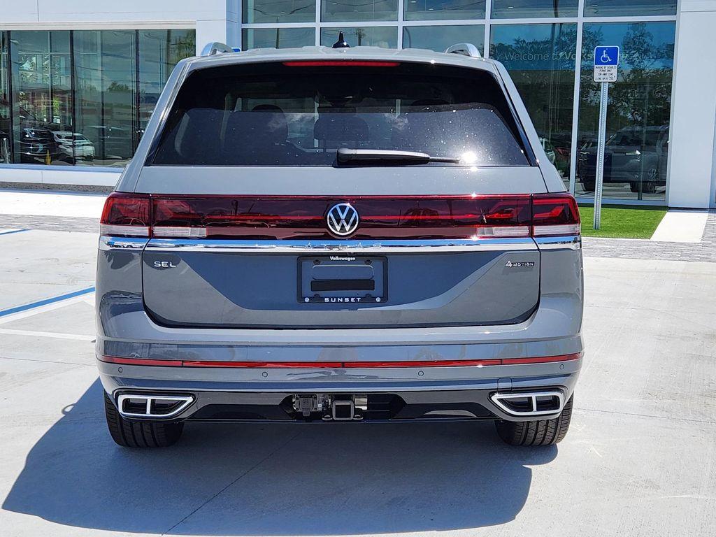 new 2025 Volkswagen Atlas car, priced at $49,810