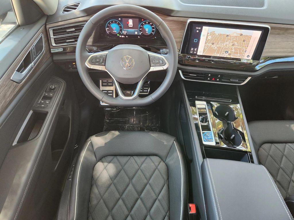 new 2025 Volkswagen Atlas car, priced at $49,810