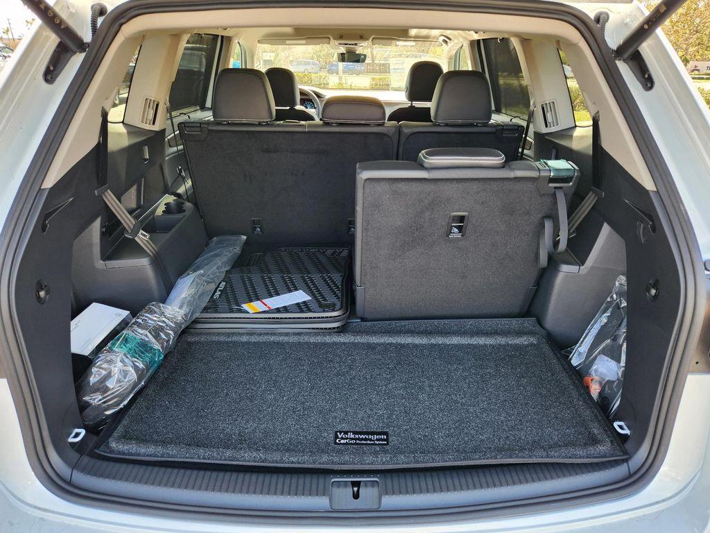 new 2025 Volkswagen Atlas car, priced at $44,943