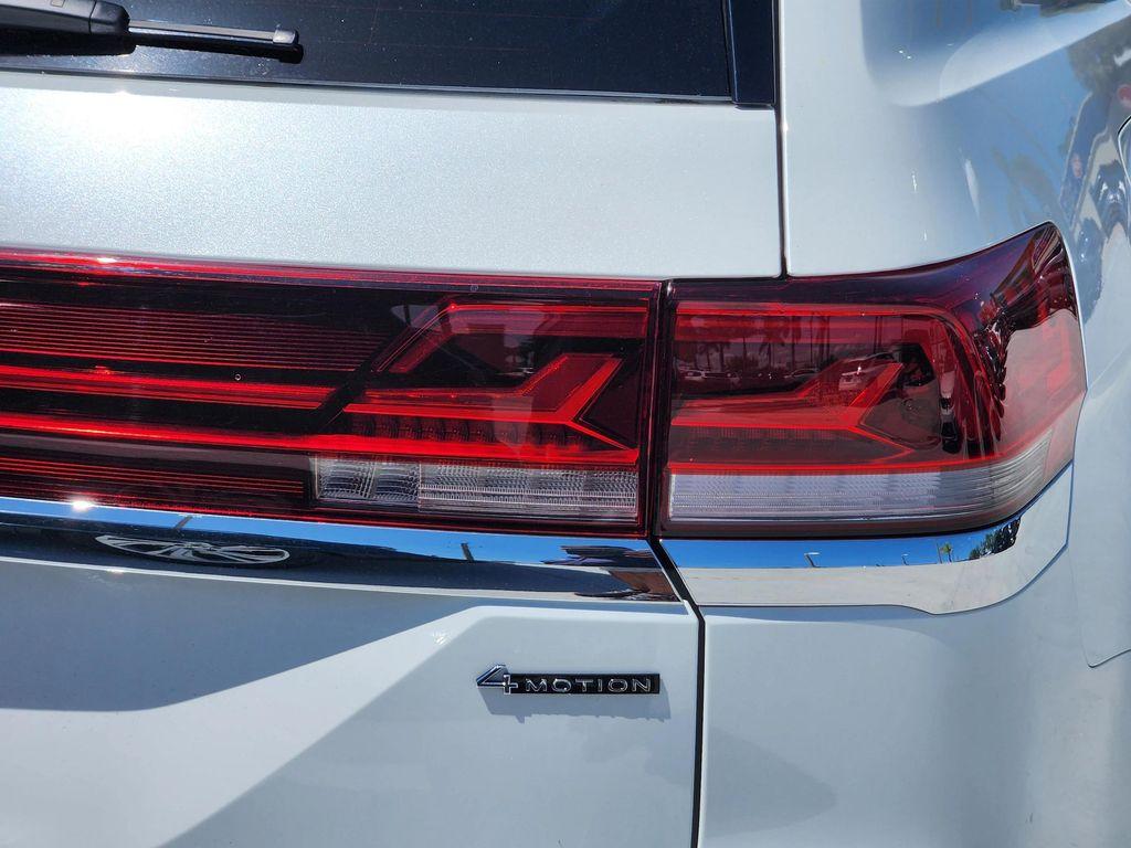 new 2025 Volkswagen Atlas car, priced at $44,943