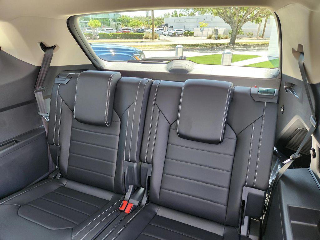 new 2025 Volkswagen Atlas car, priced at $44,943