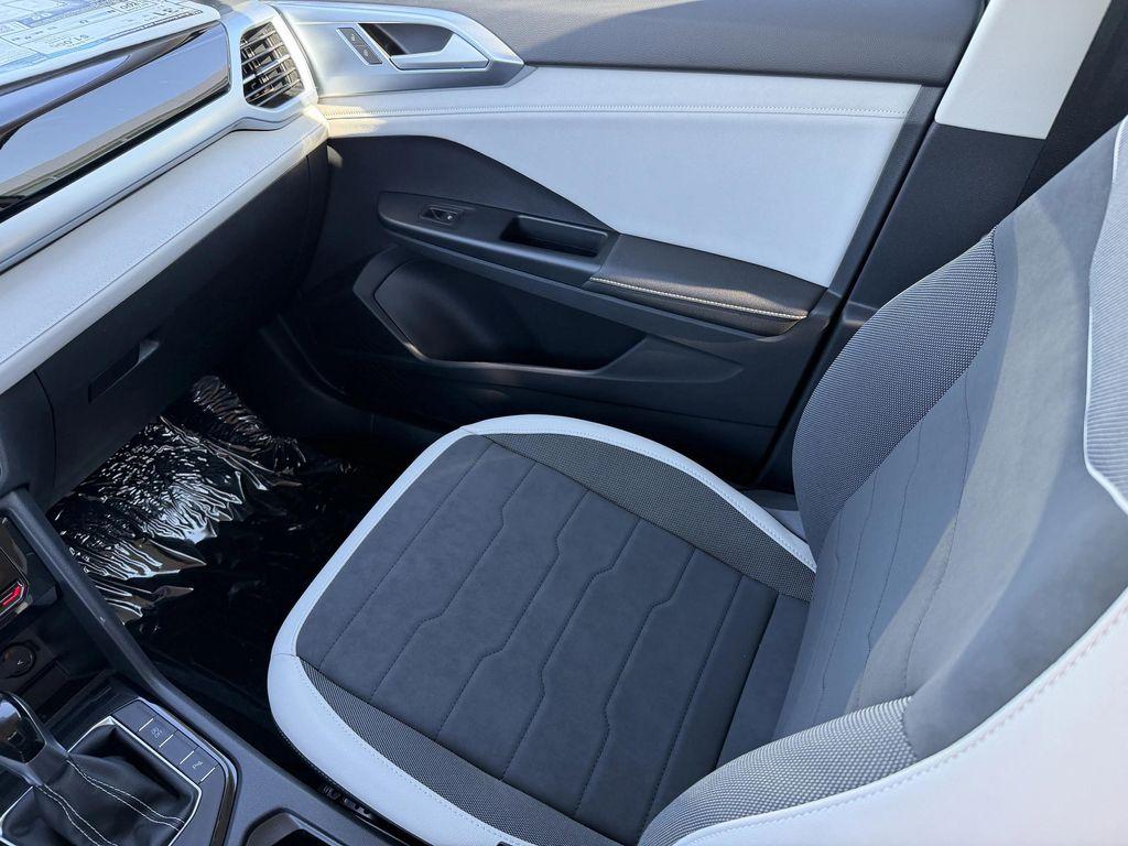 new 2025 Volkswagen Taos car, priced at $27,231