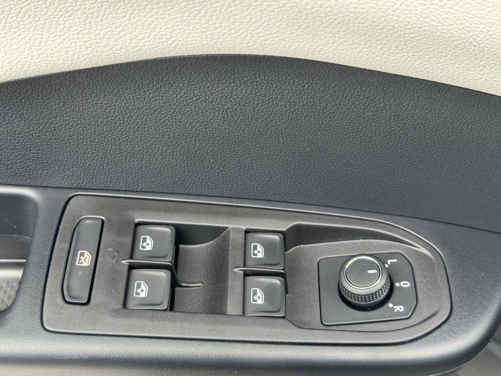 new 2025 Volkswagen Taos car, priced at $25,848