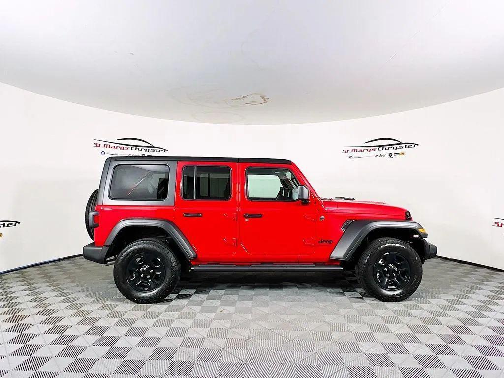 new 2025 Jeep Wrangler car, priced at $47,070