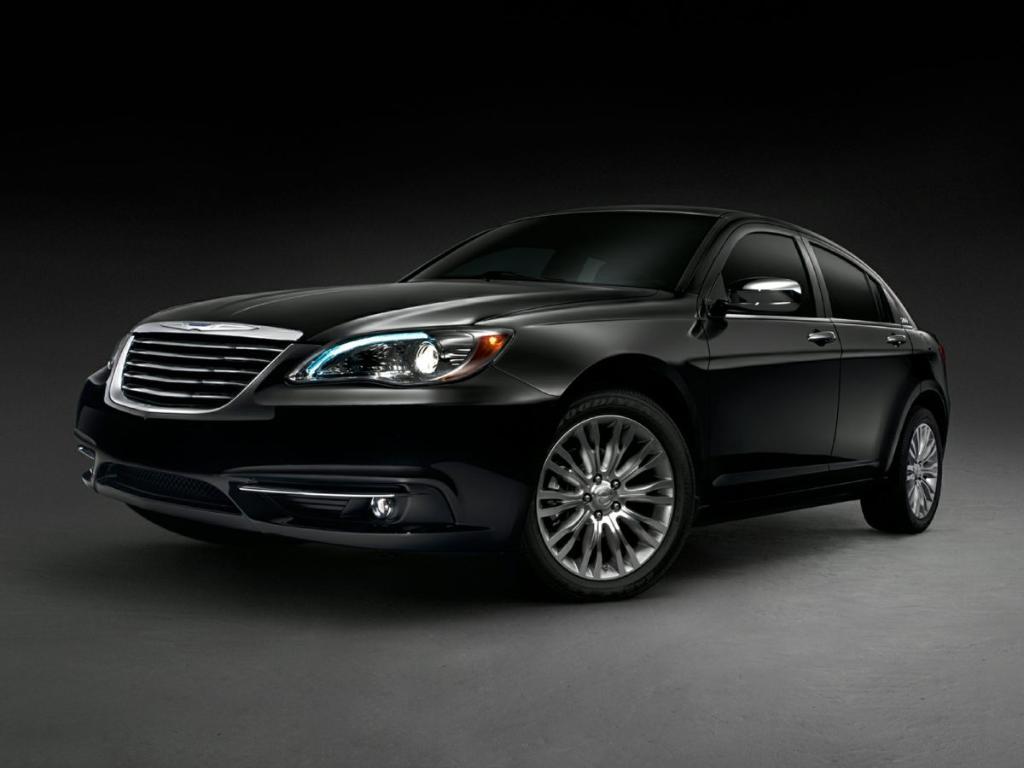 used 2013 Chrysler 200 car, priced at $8,000