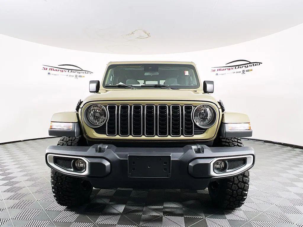 new 2025 Jeep Gladiator car, priced at $48,855