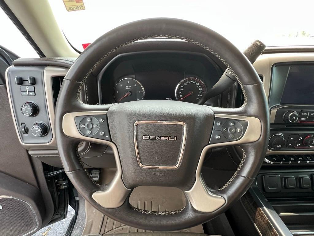 used 2015 GMC Sierra 1500 car, priced at $28,000