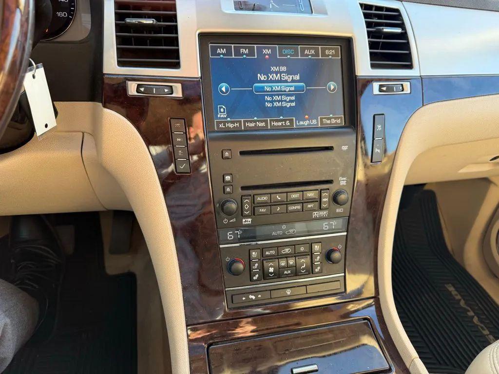 used 2007 Cadillac Escalade ESV car, priced at $6,800