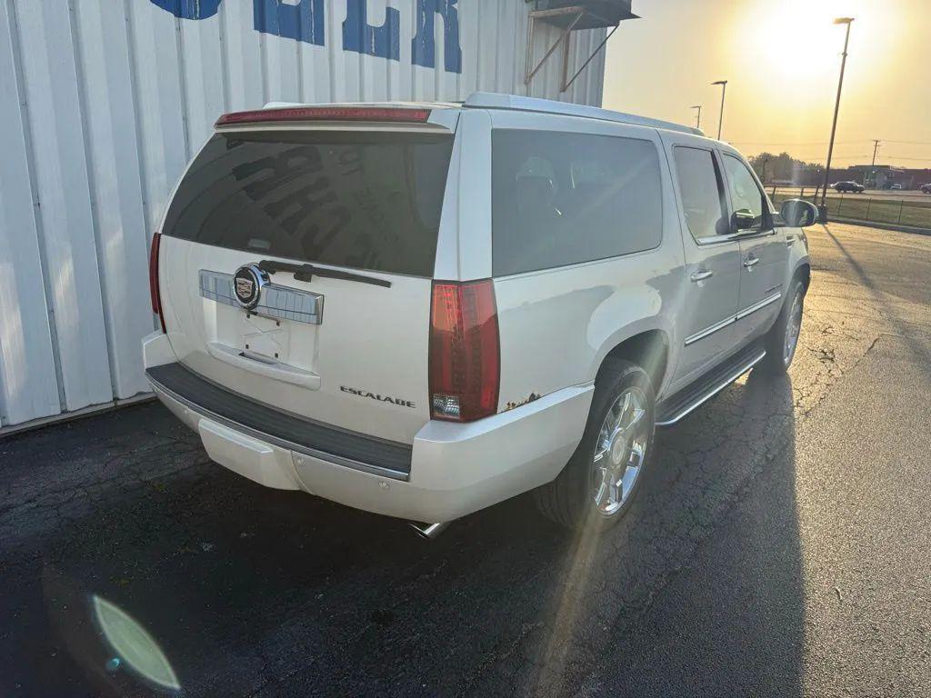 used 2007 Cadillac Escalade ESV car, priced at $6,800
