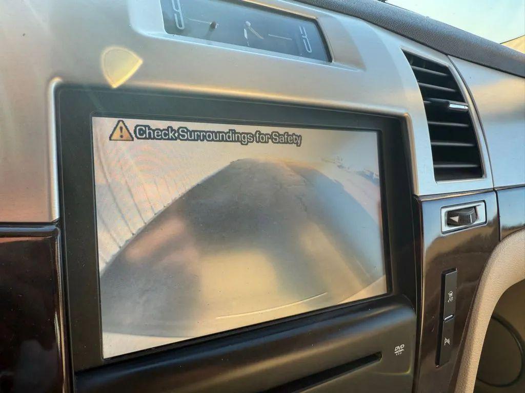 used 2007 Cadillac Escalade ESV car, priced at $6,800