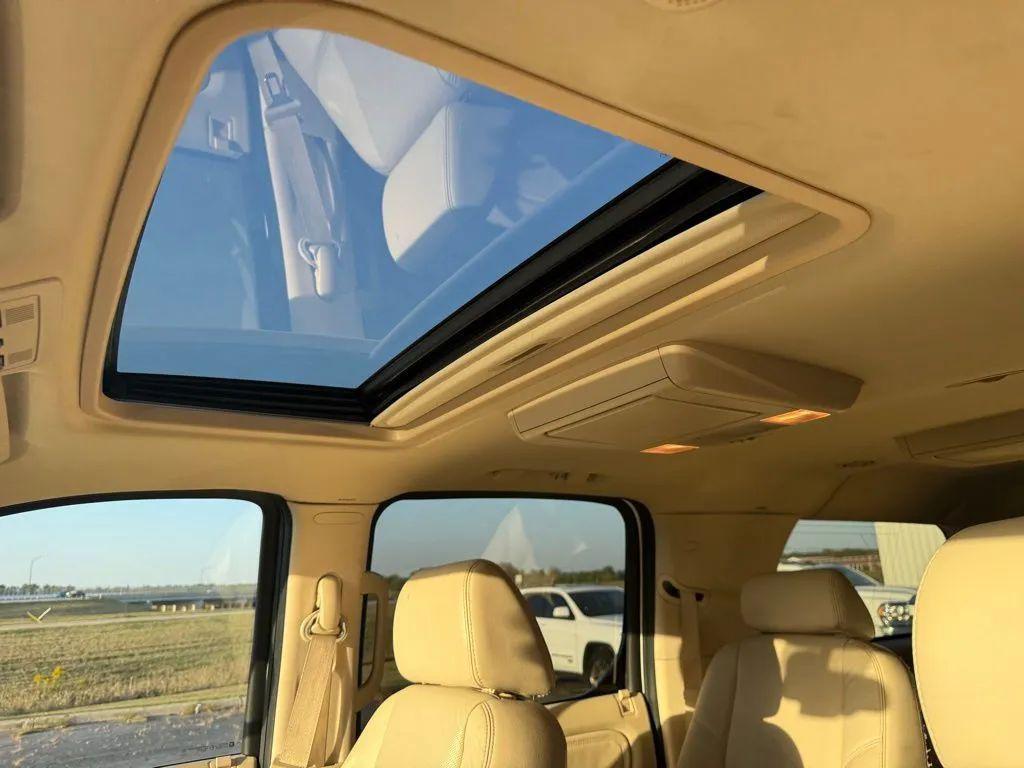 used 2007 Cadillac Escalade ESV car, priced at $6,800