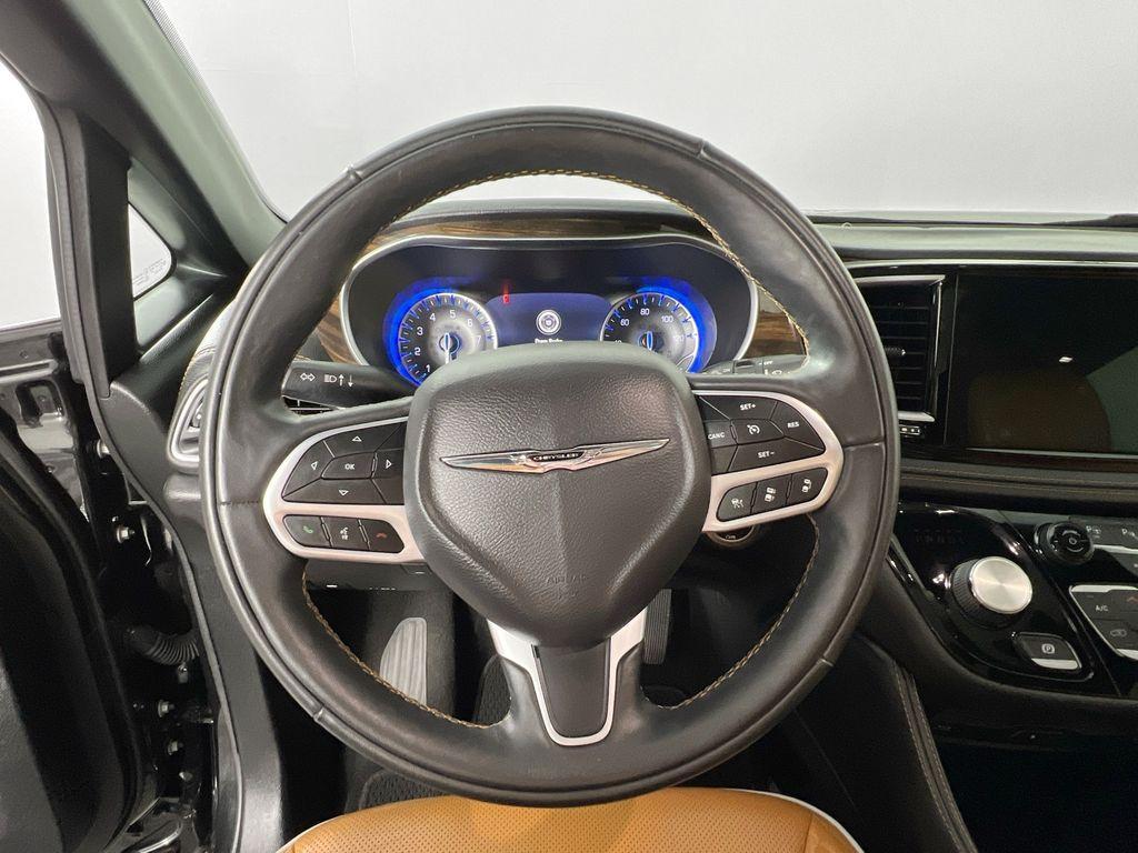 used 2022 Chrysler Pacifica car, priced at $35,400