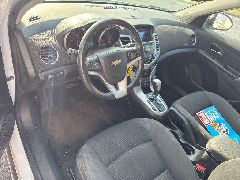 used 2014 Chevrolet Cruze car, priced at $5,000
