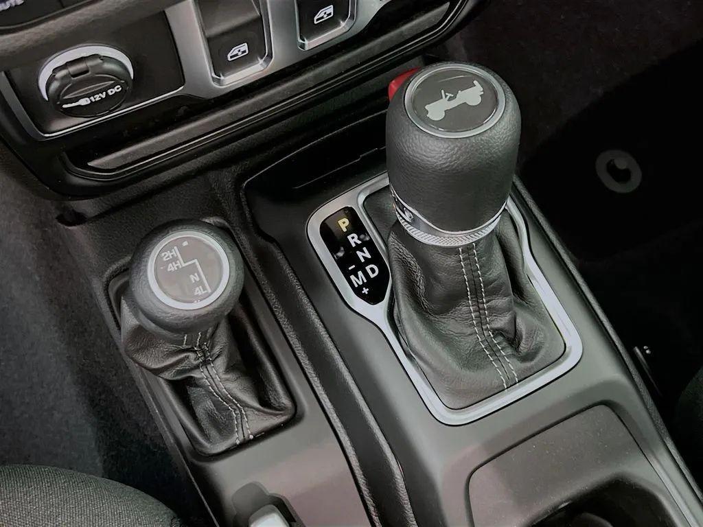 new 2026 Jeep Wrangler car, priced at $46,485