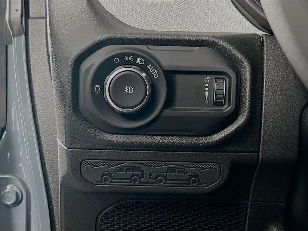 new 2026 Jeep Wrangler car, priced at $46,485