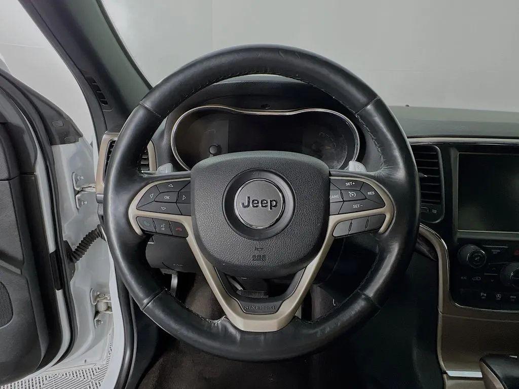 used 2016 Jeep Grand Cherokee car, priced at $14,000