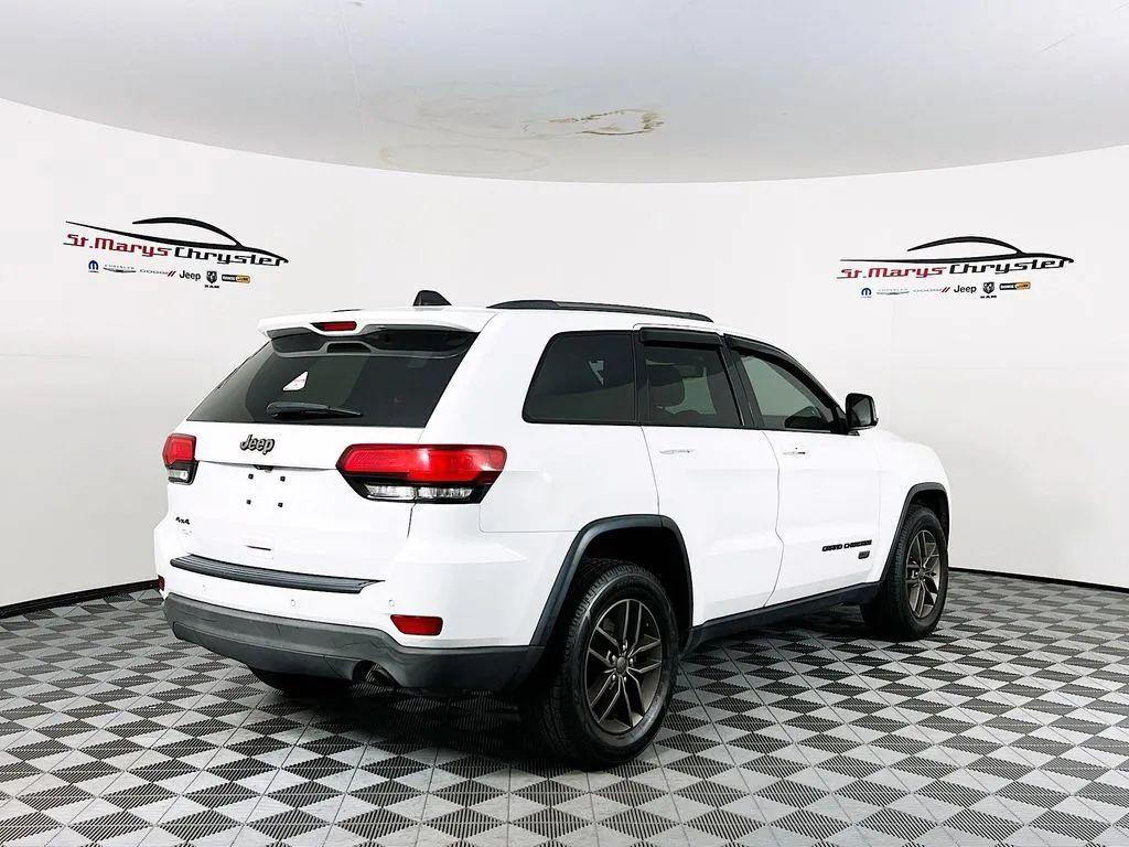 used 2016 Jeep Grand Cherokee car, priced at $14,000