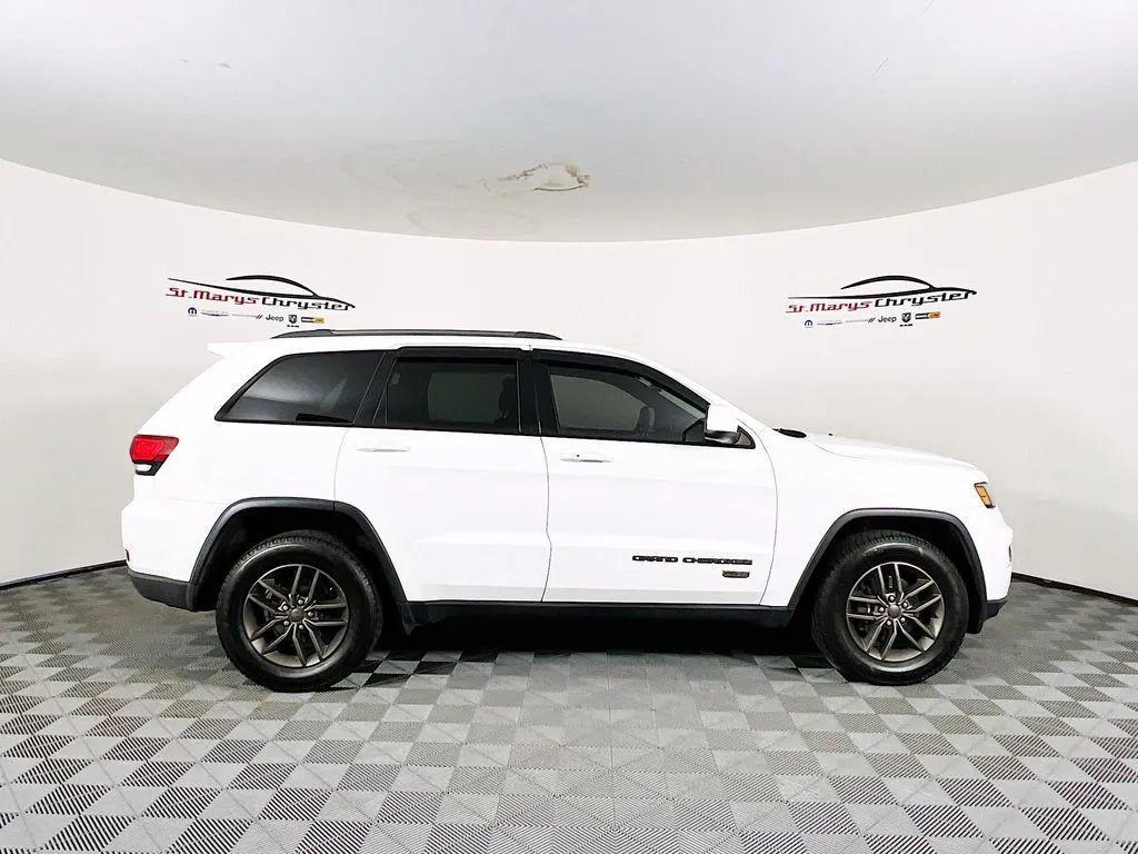 used 2016 Jeep Grand Cherokee car, priced at $14,000