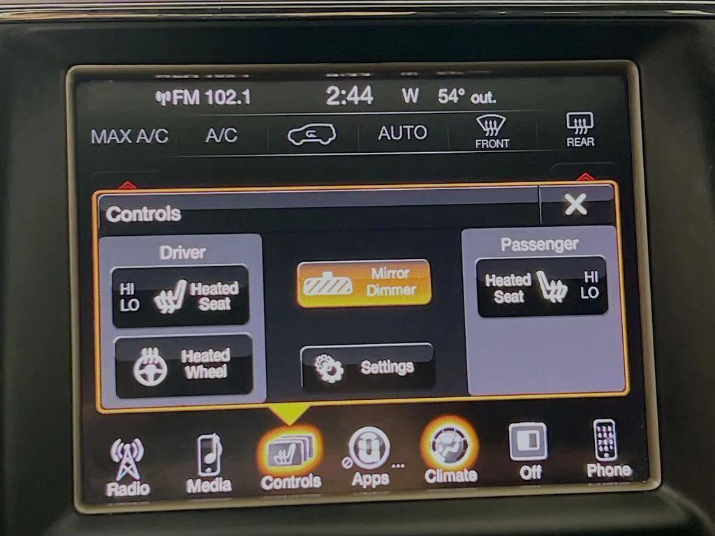 used 2016 Jeep Grand Cherokee car, priced at $14,000