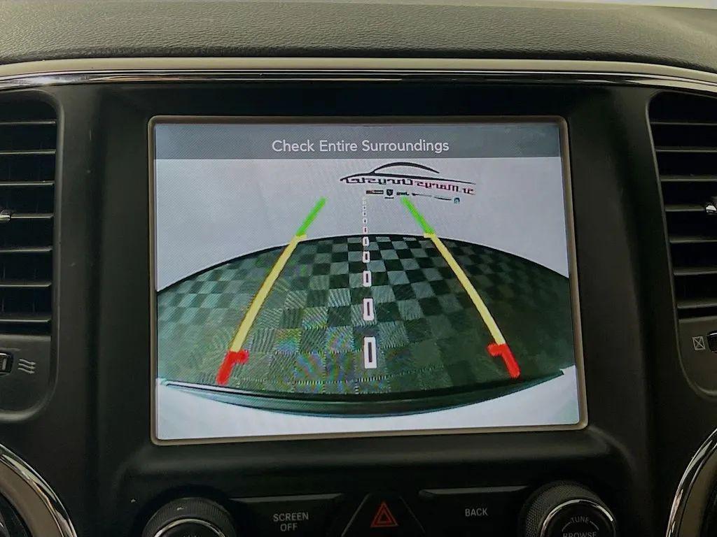 used 2016 Jeep Grand Cherokee car, priced at $14,000