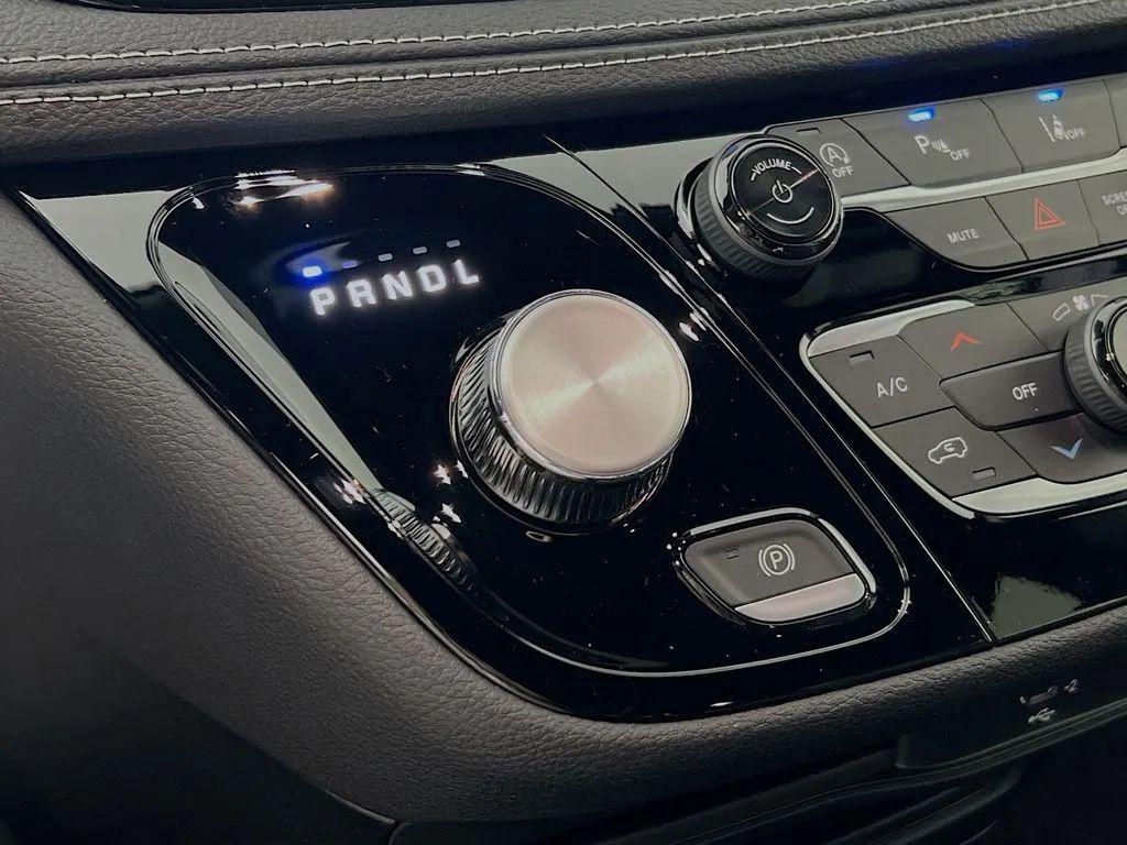 new 2026 Chrysler Pacifica car, priced at $43,632