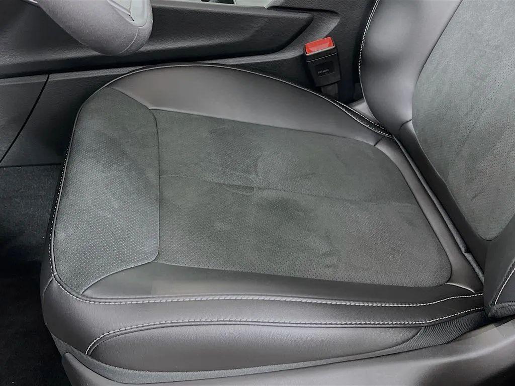 new 2025 Jeep Grand Cherokee L car, priced at $47,643